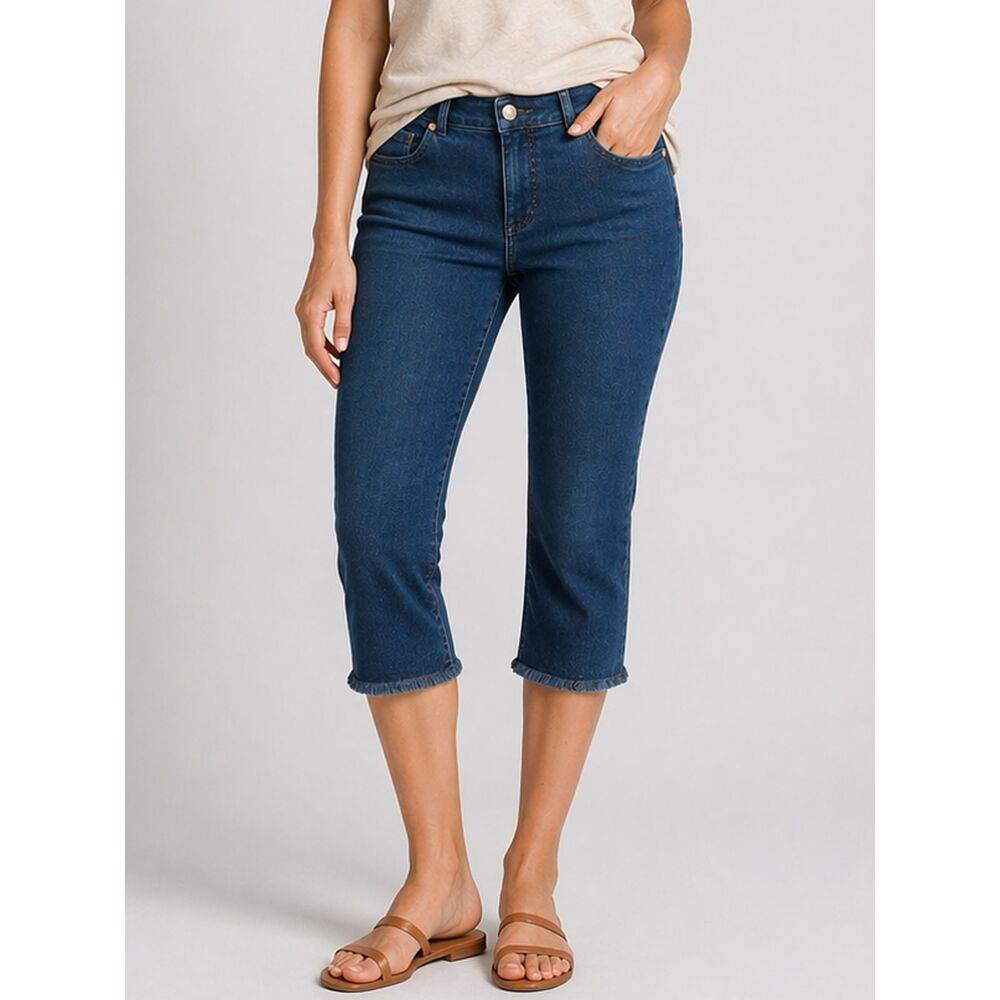 G.I.L.I. Blue Capri Jeans Size 14P Mid Rise Stretch Cropped Denim Frayed Hem